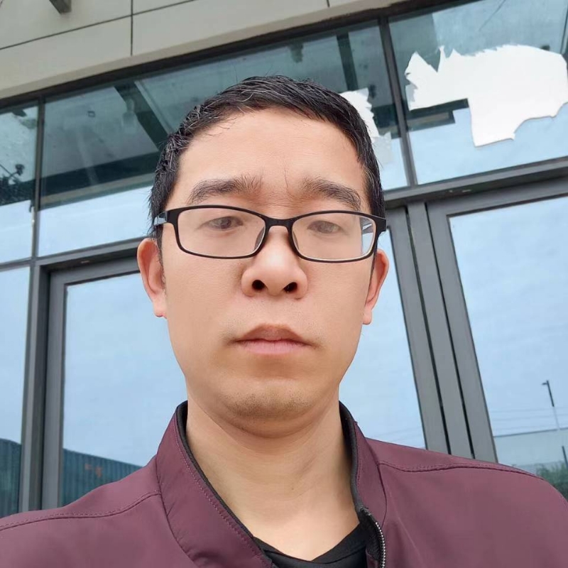 眼镜的第一张照片--成都中老年相亲网