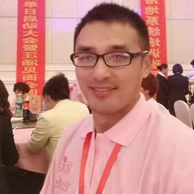 乖宝宝的第一张照片--成都中老年相亲网