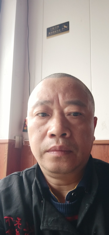 快乐人生的第一张照片--成都中老年相亲网