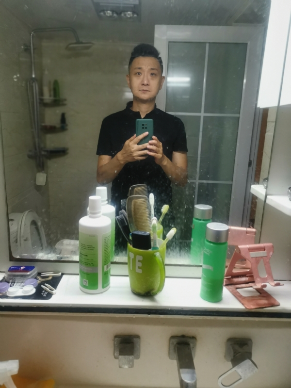 龙少的第一张照片--成都中老年相亲网