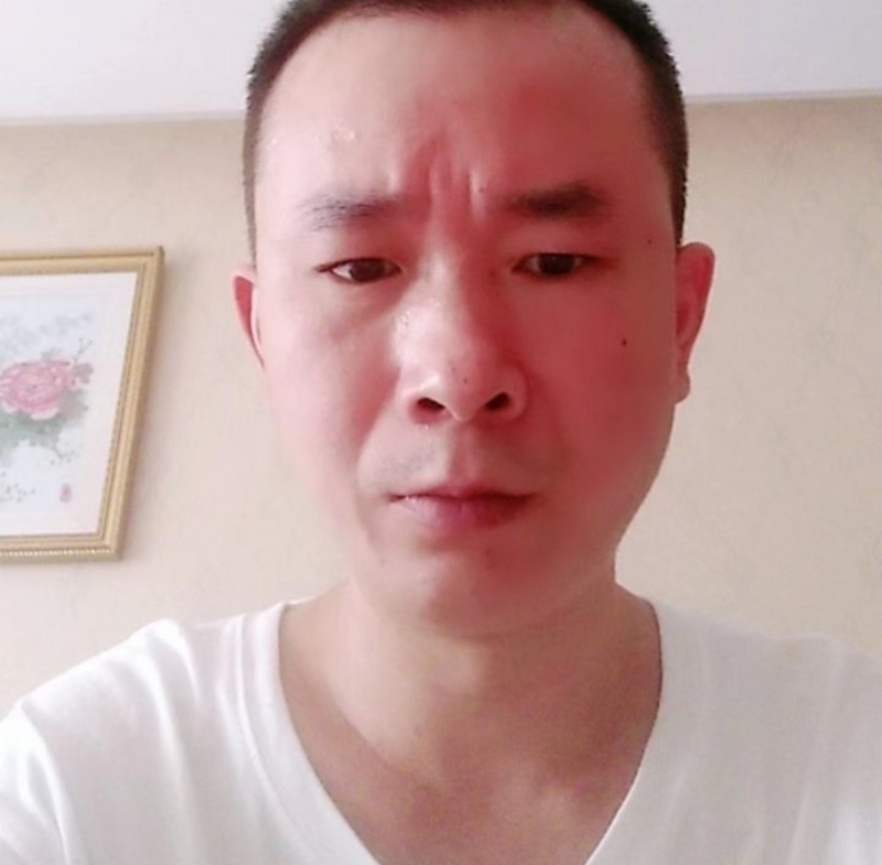 自由飞翔的第三张照片--成都中老年相亲网