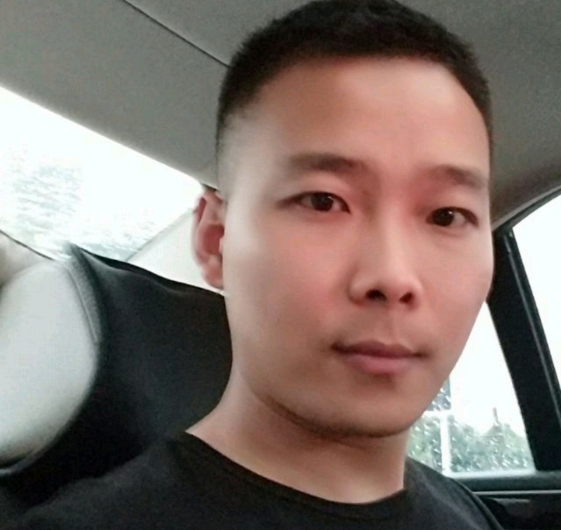 李先生的第二张照片--成都中老年相亲网